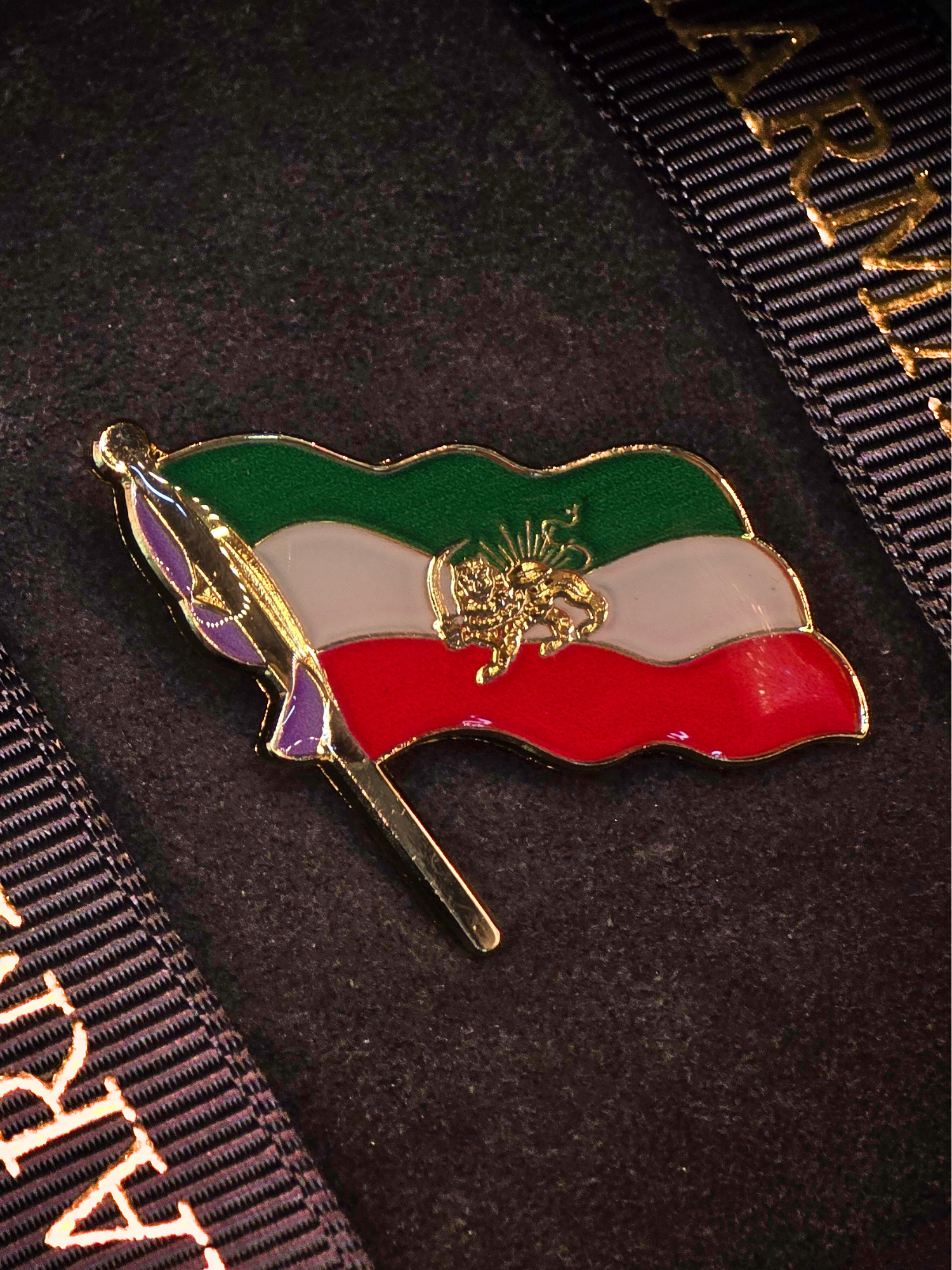 Lion & Sun Shir o Khorshid Iran Flag Pin Brooch – Raised Gold Persian Heritage Emblem